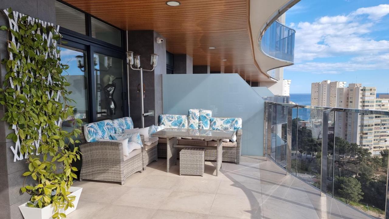 Sunset Waves Benidorm Julieta Vistas Al Mar Premium 200 Mt2 Con Jacuzzi En Terraza Apartamento Exterior foto