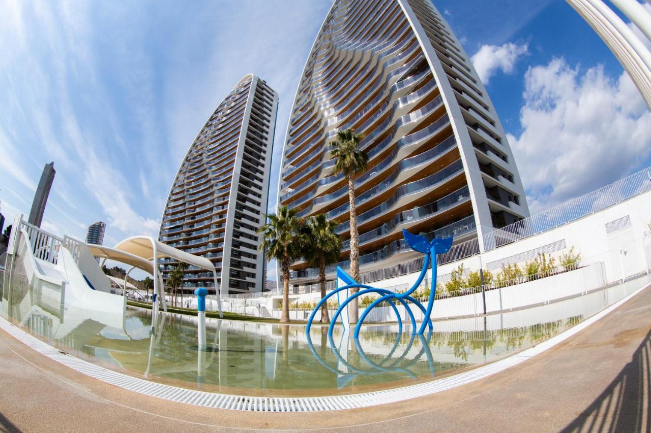 Sunset Waves Benidorm Julieta Vistas Al Mar Premium 200 Mt2 Con Jacuzzi En Terraza Apartamento Exterior foto