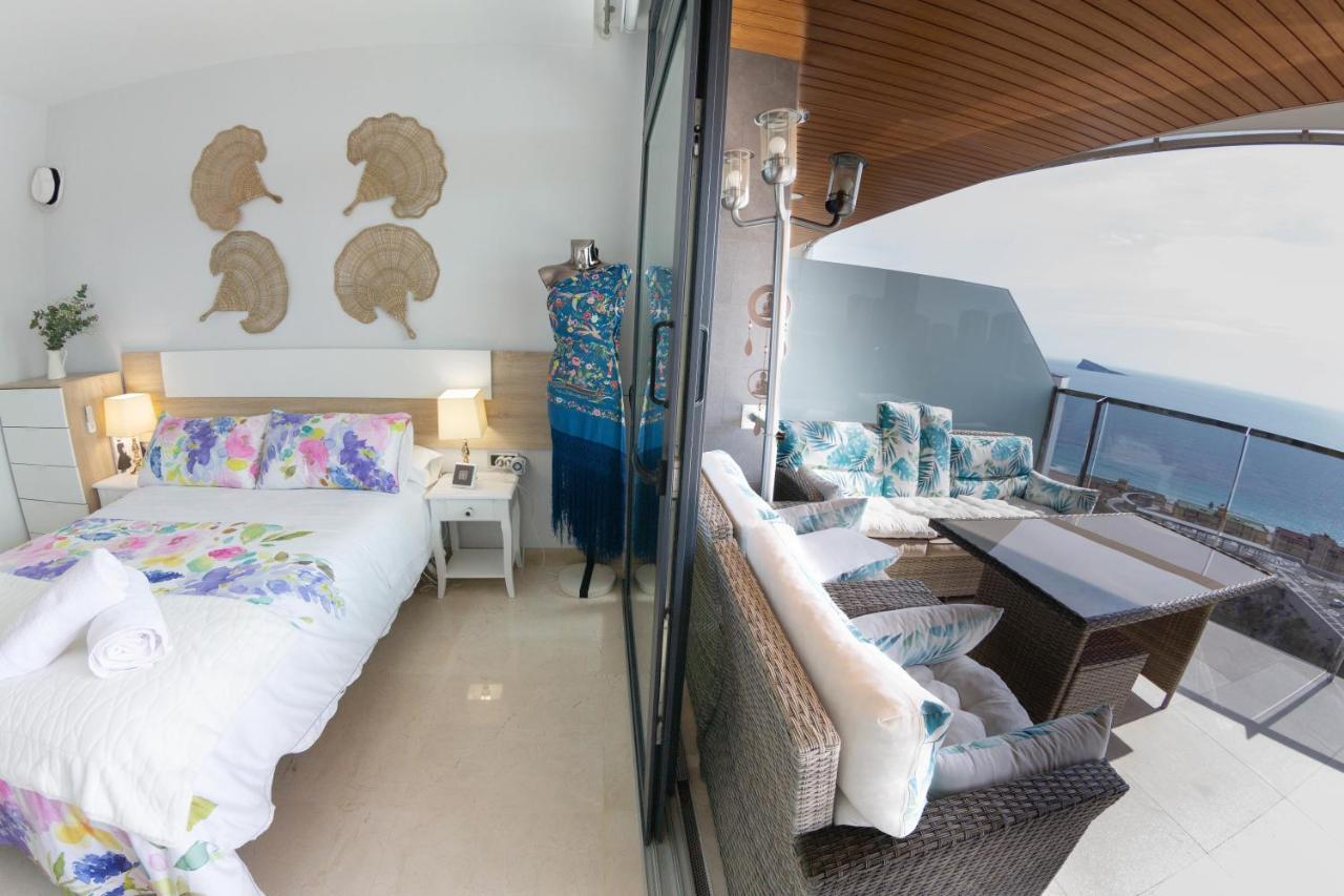 Sunset Waves Benidorm Julieta Vistas Al Mar Premium 200 Mt2 Con Jacuzzi En Terraza Apartamento Exterior foto