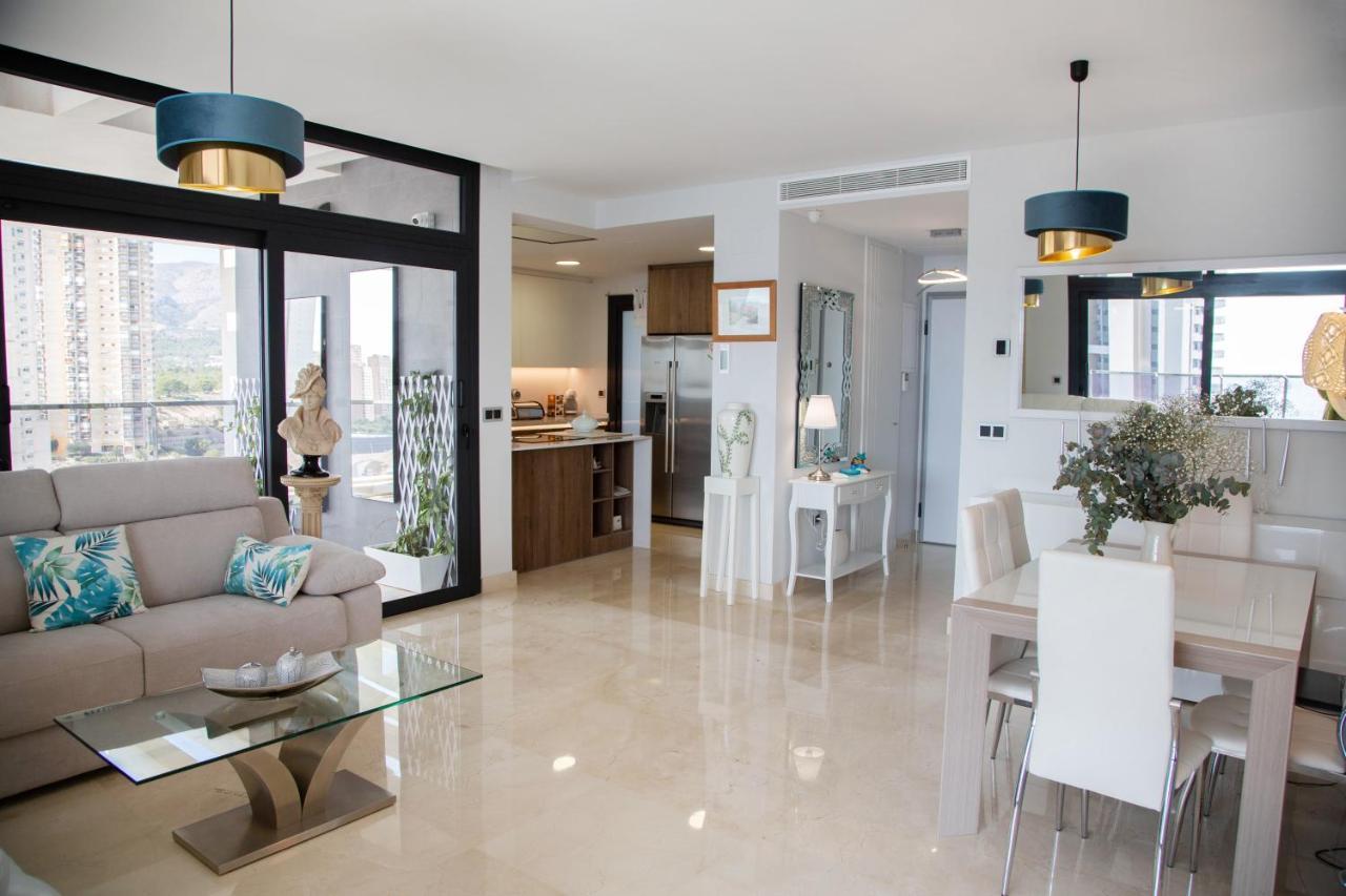 Sunset Waves Benidorm Julieta Vistas Al Mar Premium 200 Mt2 Con Jacuzzi En Terraza Apartamento Exterior foto