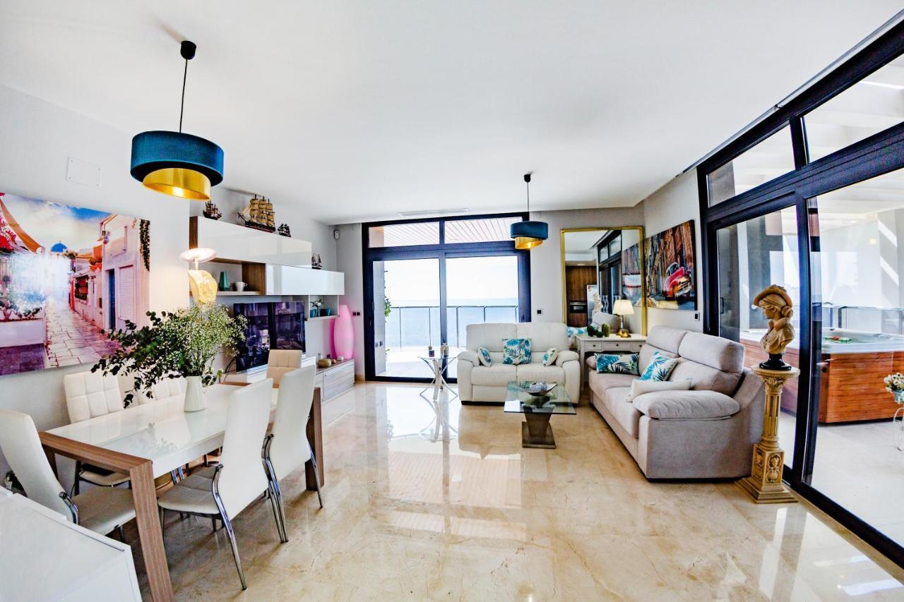 Sunset Waves Benidorm Julieta Vistas Al Mar Premium 200 Mt2 Con Jacuzzi En Terraza Apartamento Exterior foto