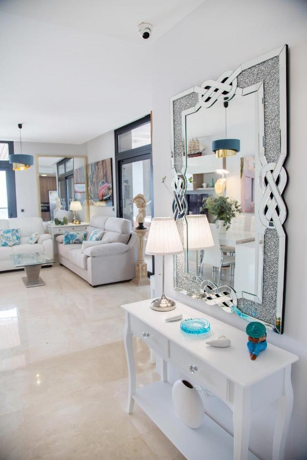 Sunset Waves Benidorm Julieta Vistas Al Mar Premium 200 Mt2 Con Jacuzzi En Terraza Apartamento Exterior foto