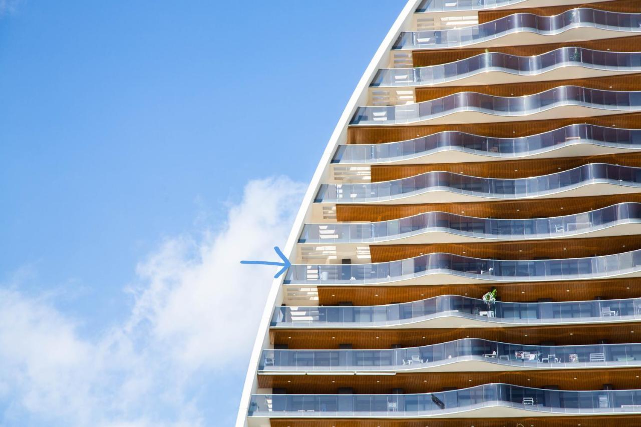 Sunset Waves Benidorm Julieta Vistas Al Mar Premium 200 Mt2 Con Jacuzzi En Terraza Apartamento Exterior foto